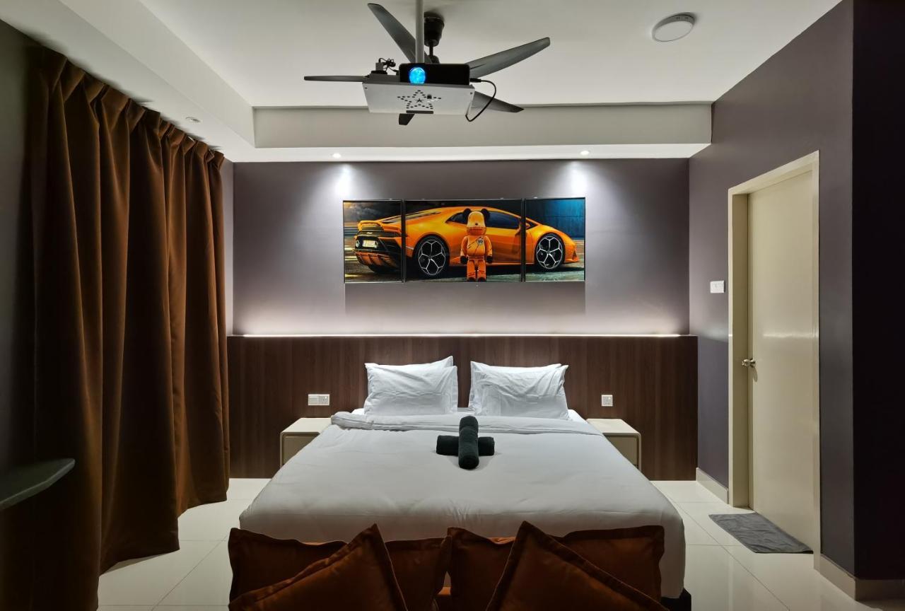 Luxury Couple Suites L Free Netflix L Massage Chair L Bathtub L Wifi 200Mbps L Town Area Bali Residence Malacca Zimmer foto